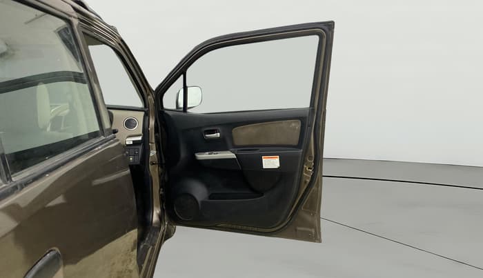 2013 Maruti Wagon R 1.0 LXI CNG, CNG, Manual, 52,226 km, RHS Front Door