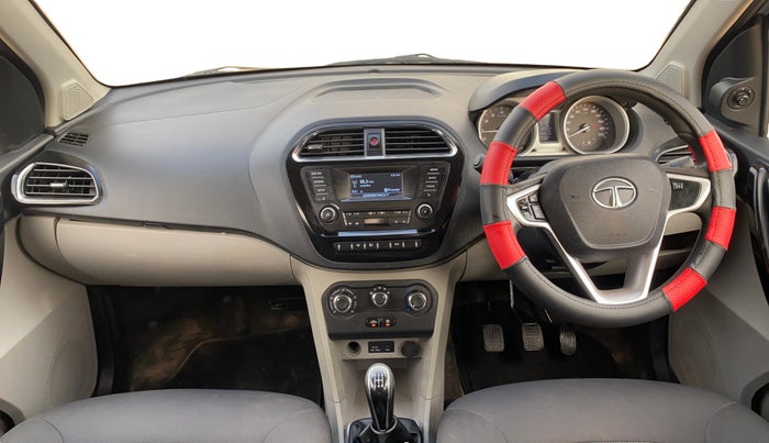2016 Tata Tiago XZ PETROL, Petrol, Manual, 65,373 km, Dashboard