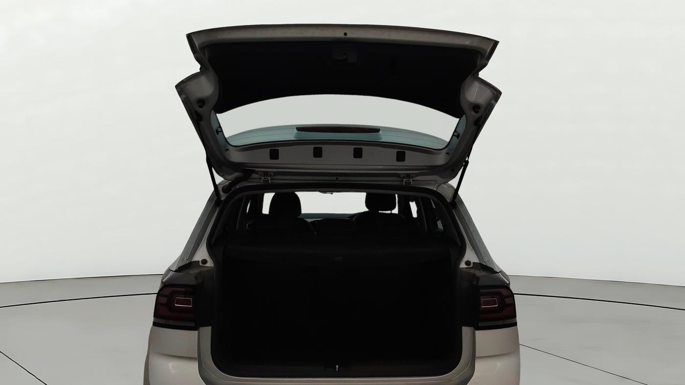 2023 Volkswagen TAIGUN HIGHLINE 1.0 TSI MT, Petrol, Manual, 25,337 km, Boot Door Open