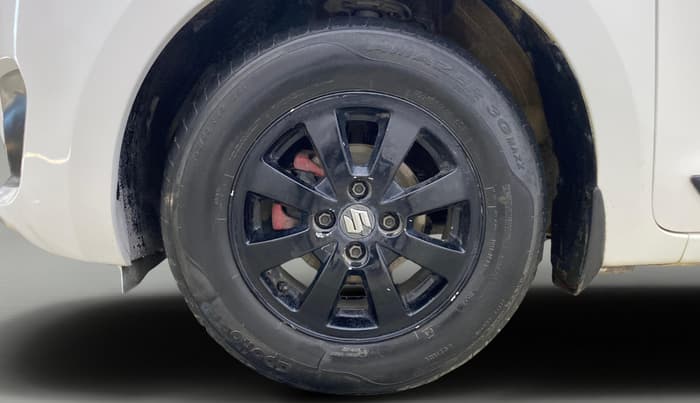 2019 Maruti Swift VXI, Petrol, Manual, 1,15,082 km, Left Front Wheel