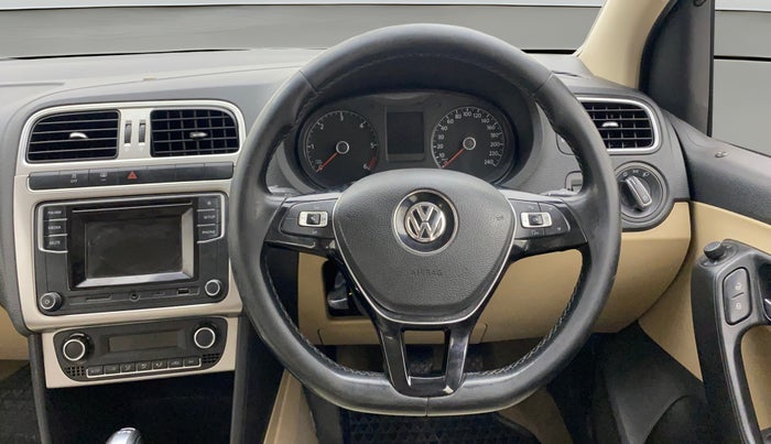 2017 Volkswagen Ameo HIGHLINE DSG 1.5 DIESEL , Diesel, Automatic, 1,00,607 km, Steering Wheel Close Up