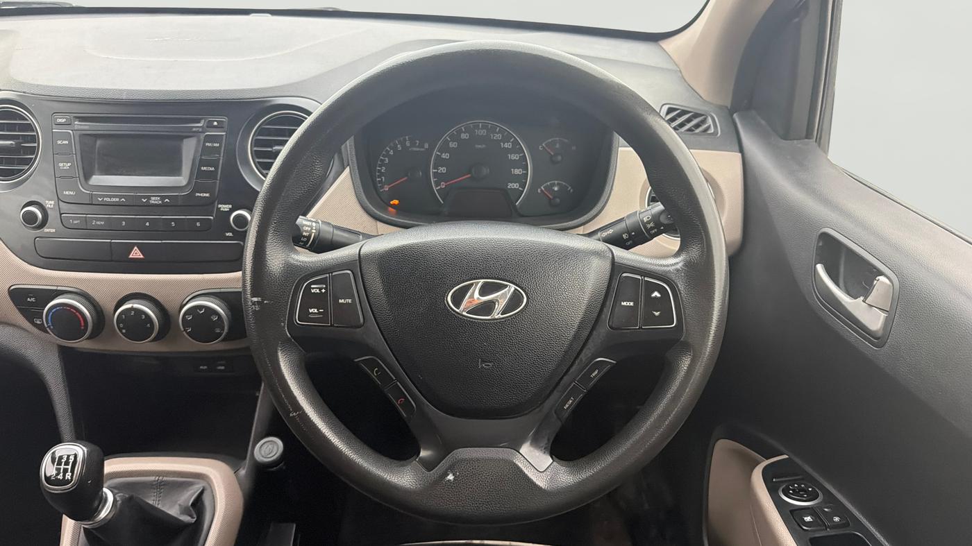 2015 Hyundai Grand i10 SPORTZ 1.2 KAPPA VTVT, Petrol, Manual, 58,650 km, Steering Wheel Close Up