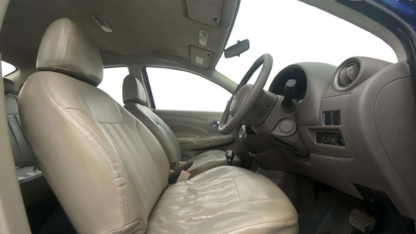 2013 Nissan Sunny XL CVT, Petrol, Automatic, 1,18,253 km, Right Side Front Door Cabin