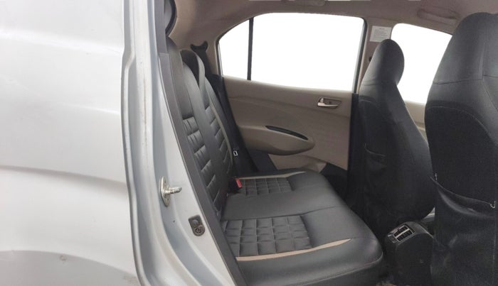 2019 Hyundai NEW SANTRO SPORTZ CNG, CNG, Manual, 65,041 km, Right Side Rear Door Cabin