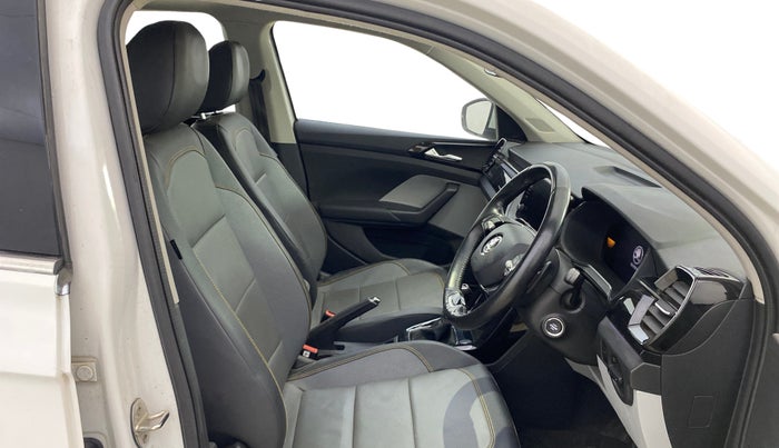 2022 Skoda KUSHAQ STYLE 1.5L TSI MT, Petrol, Manual, 36,071 km, Right Side Front Door Cabin