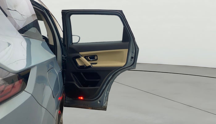 2021 Tata Safari XZA PLUS, Diesel, Automatic, 57,303 km, RHS Rear Door