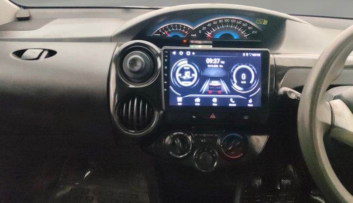 2014 Toyota Etios CROSS 1.2 G, Petrol, Manual, 78,066 km, Air Conditioner