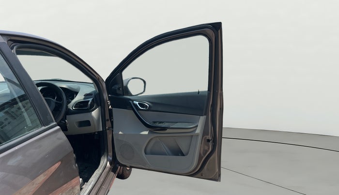 2018 Tata Tiago XZA PETROL, Petrol, Automatic, 71,008 km, RHS Front Door