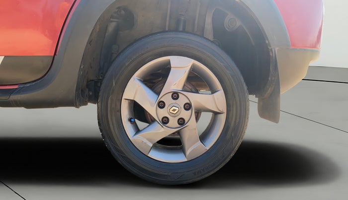 2014 Renault Duster 110 PS RXL ADVENTURE, Diesel, Manual, 1,09,872 km, Left Rear Wheel