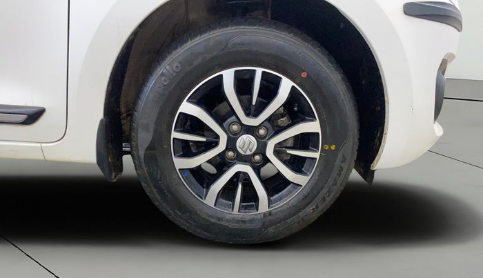 2020 Maruti Swift VXI, Petrol, Manual, 17,242 km, Right Front Wheel