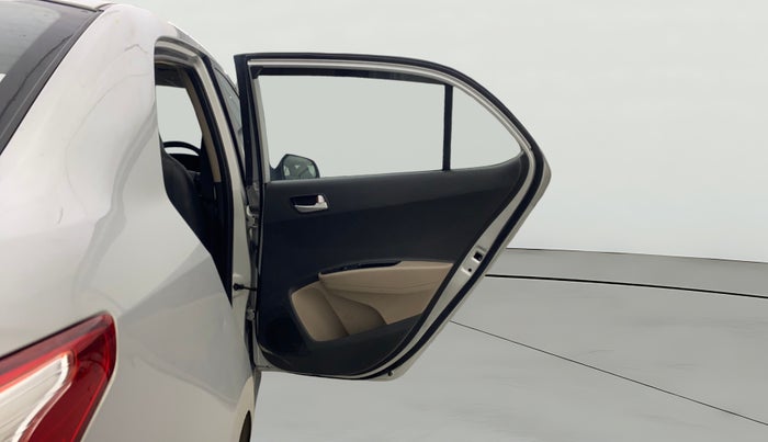 2017 Hyundai Xcent SX 1.2, Petrol, Manual, 79,971 km, RHS Rear Door