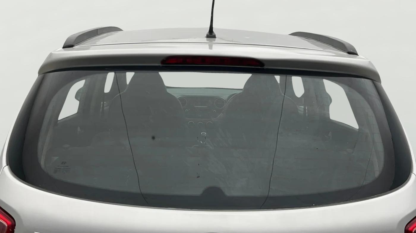 2016 Hyundai Grand i10 SPORTZ 1.2 KAPPA VTVT, Petrol, Manual, 68,420 km, Rear Windshield