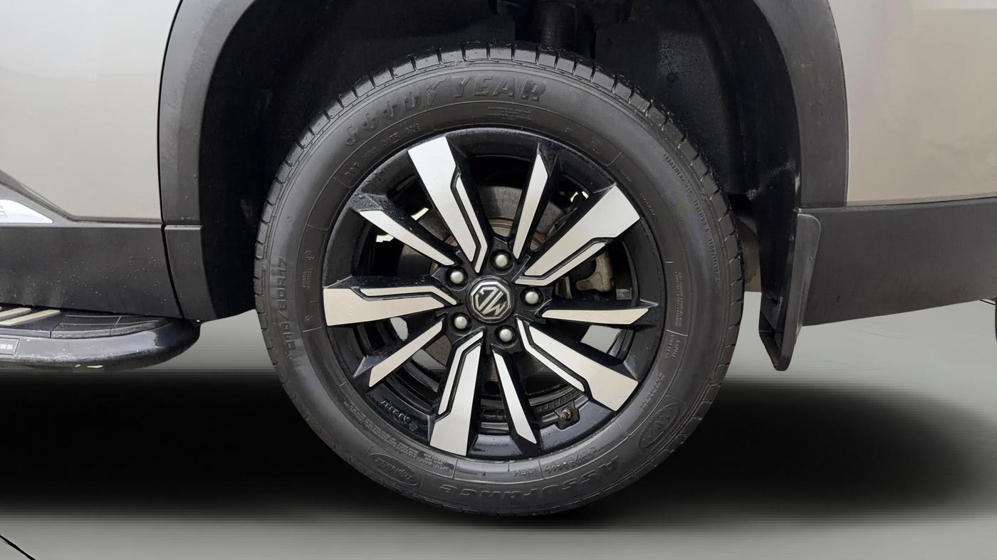 2020 MG HECTOR PLUS SHARP 1.5 PETROL TURBO DCT 6-STR, Petrol, Automatic, 55,884 km, Left Rear Wheel