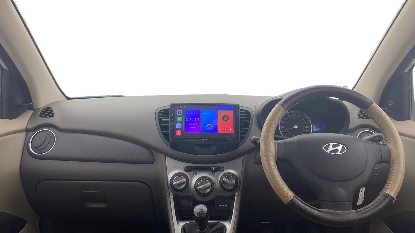 2015 Hyundai i10 SPORTZ 1.1, Petrol, Manual, 47,598 km, Dashboard