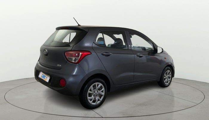 2017 Hyundai Grand i10 MAGNA 1.2 KAPPA VTVT, Petrol, Manual, 39,704 km, Right Back Diagonal