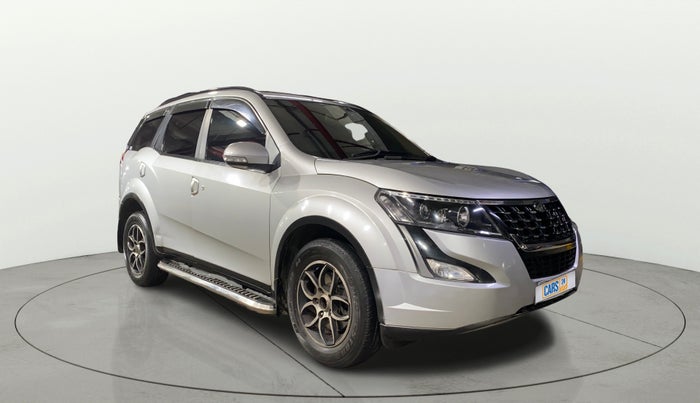 2020 Mahindra XUV500 W7, Diesel, Manual, 43,592 km, Right Front Diagonal