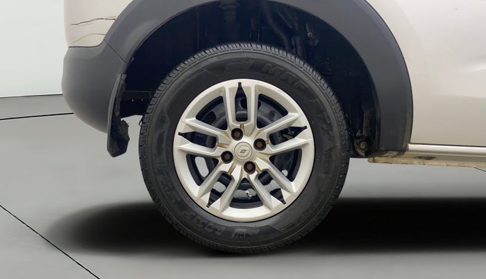 2021 Renault TRIBER RXL MT, Petrol, Manual, 97,073 km, Right Rear Wheel