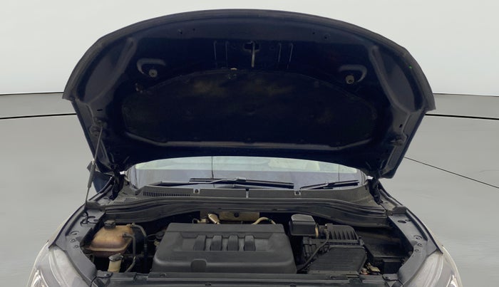 2022 Mahindra XUV700 AX 7 LUXURY D AWD AT 7 STR, Diesel, Automatic, 1,29,475 km, Open Bonet