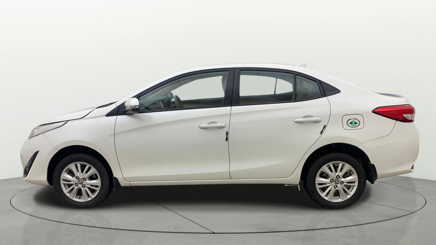 2018 Toyota YARIS V MT, Petrol, Manual, 1,27,623 km, Left Side