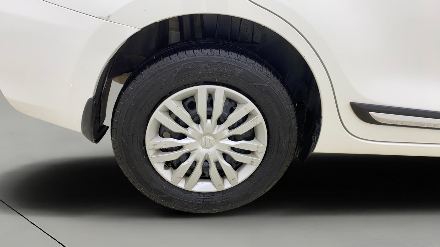 2022 Maruti Dzire VXI AMT, Petrol, Automatic, 55,560 km, Right Rear Wheel