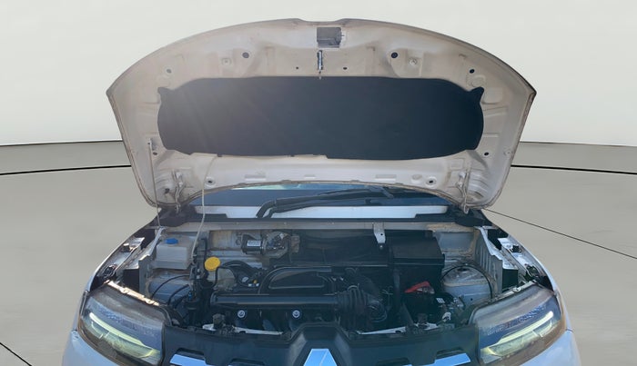 2024 Renault Kwid CLIMBER 1.0 AMT Dual Tone , Petrol, Automatic, 11,985 km, Open Bonet