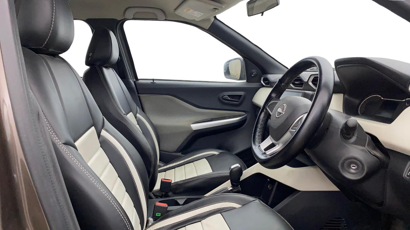 2024 Nissan MAGNITE  XE AMT EZ Shift, Petrol, Automatic, 54,909 km, Right Side Front Door Cabin