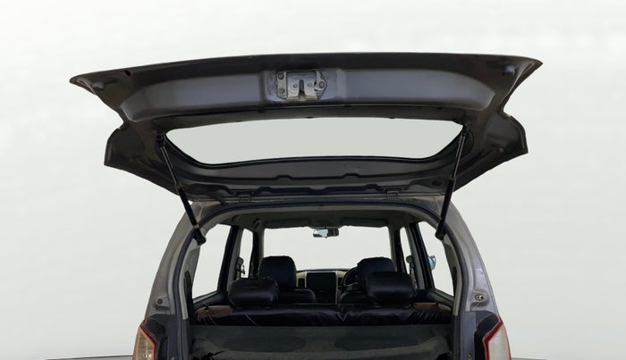 2017 Maruti Wagon R 1.0 LXI CNG, CNG, Manual, 71,489 km, Boot Door Open