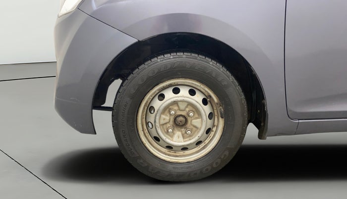 2016 Hyundai Eon ERA +, Petrol, Manual, 69,592 km, Left Front Wheel