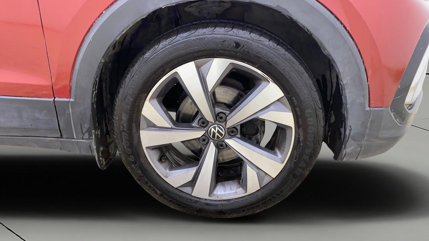 2022 Volkswagen TAIGUN TOPLINE 1.0 TSI AT, Petrol, Automatic, 44,705 km, Right Front Wheel