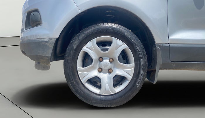 2016 Ford Ecosport AMBIENTE 1.5L PETROL, Petrol, Manual, 1,00,605 km, Left Front Wheel