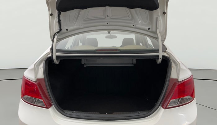 2016 Hyundai Verna 1.6 VTVT SX, Petrol, Manual, 31,443 km, Boot Open Zoomed View