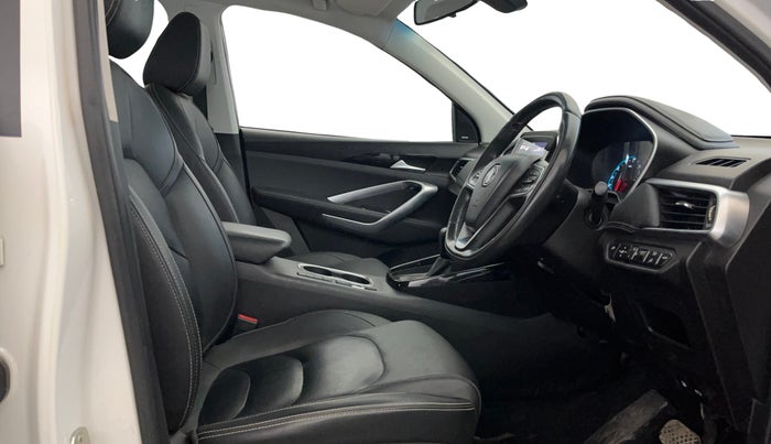 2020 MG HECTOR SHARP 1.5 DCT PETROL, Petrol, Automatic, 40,993 km, Right Side Front Door Cabin