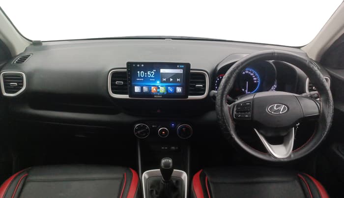 2021 Hyundai VENUE S 1.2, Petrol, Manual, 55,588 km, Dashboard