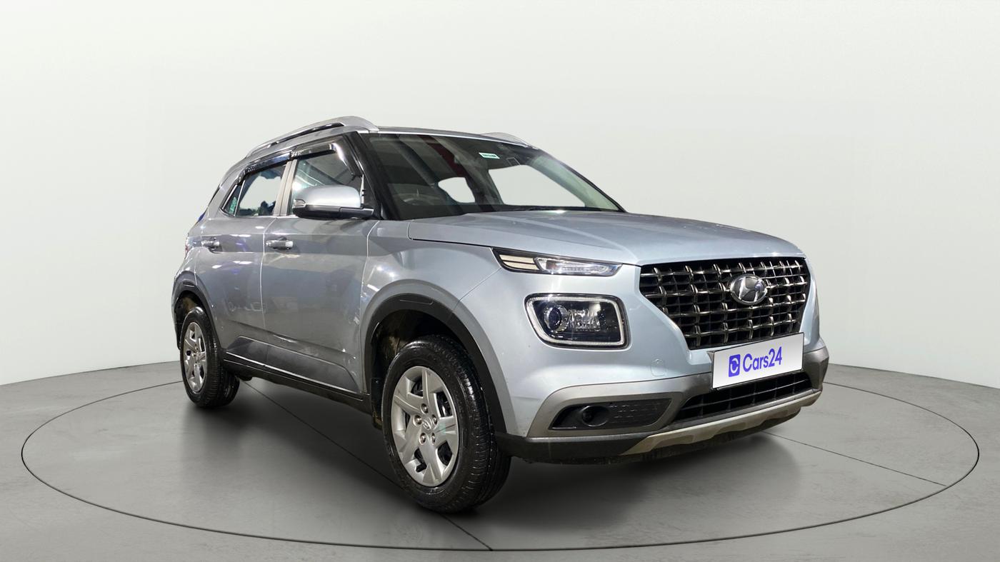 2021 Hyundai VENUE S+ 1.2, Petrol, Manual, 8,760 km, Right Front Diagonal