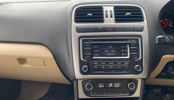 2014 Volkswagen Polo HIGHLINE1.2L, Petrol, Manual, 70,578 km, Air Conditioner