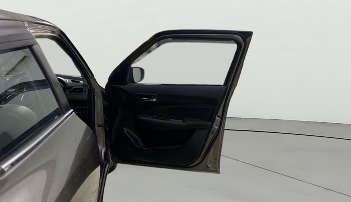 2022 Maruti Swift VXI AMT, Petrol, Automatic, 33,697 km, RHS Front Door