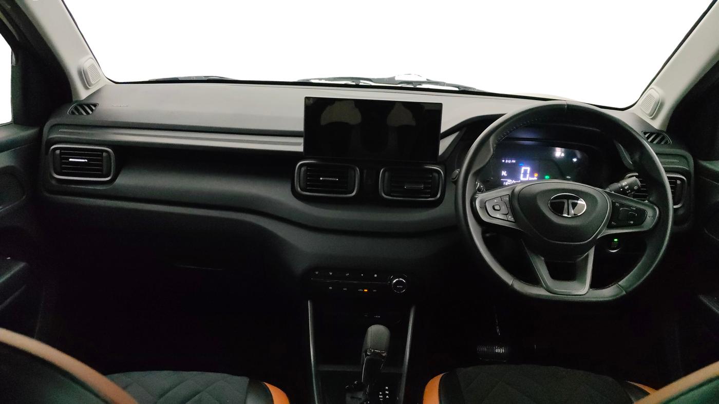 2025 Tata PUNCH Creative Plus (S) Camo Edition AMT, Petrol, Automatic, 11,242 km, Dashboard