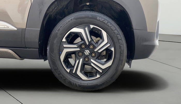 2023 Maruti BREZZA ZXI + SMART HYBRID, Petrol, Manual, 96,244 km, Right Front Wheel