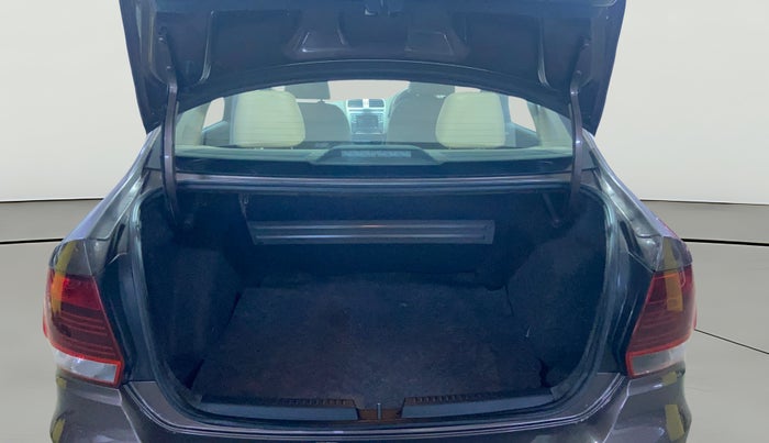 2016 Volkswagen Vento HIGHLINE 1.6 MPI, Petrol, Manual, 88,515 km, Boot Open Zoomed View