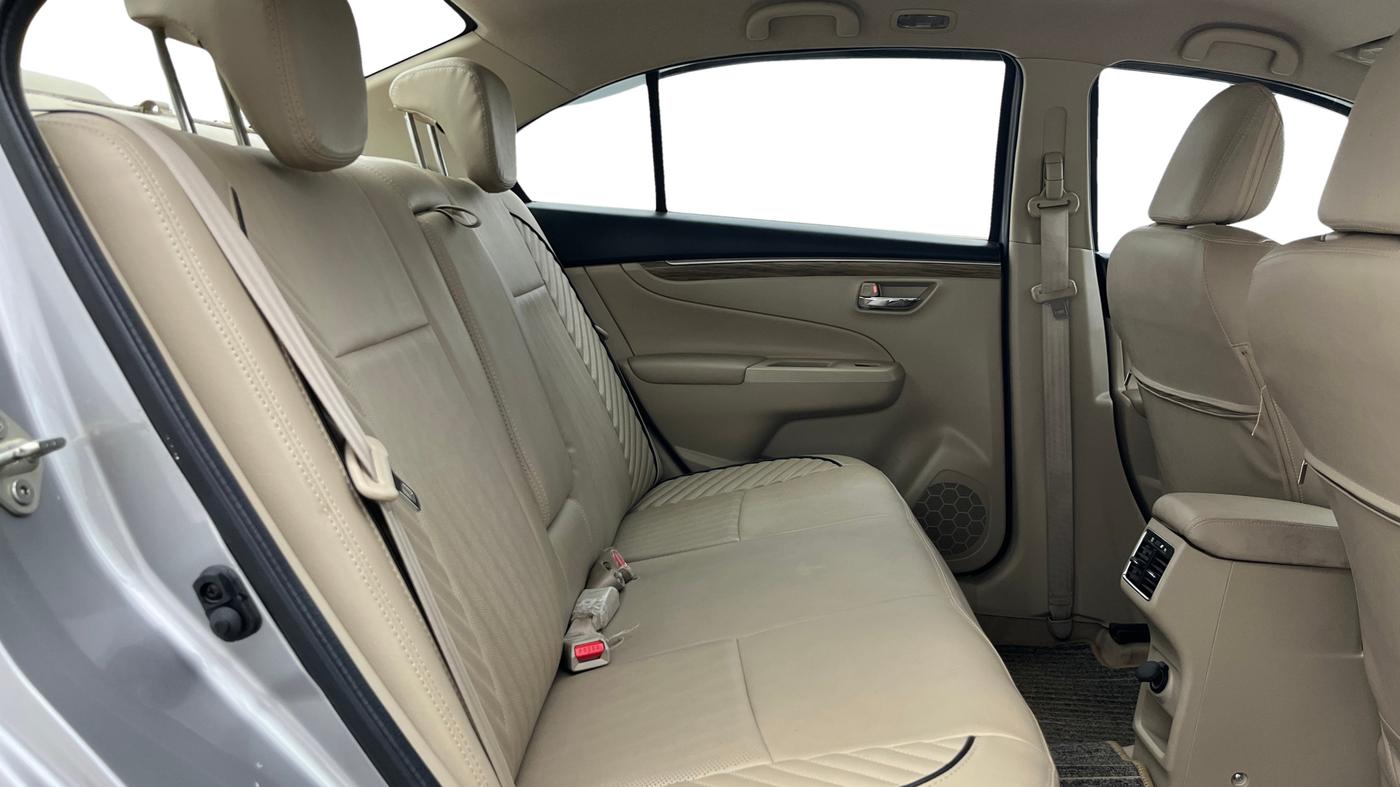 2021 Maruti Ciaz ZETA 1.5 SHVS MT PETROL, Petrol, Manual, 17,578 km, Right Side Rear Door Cabin