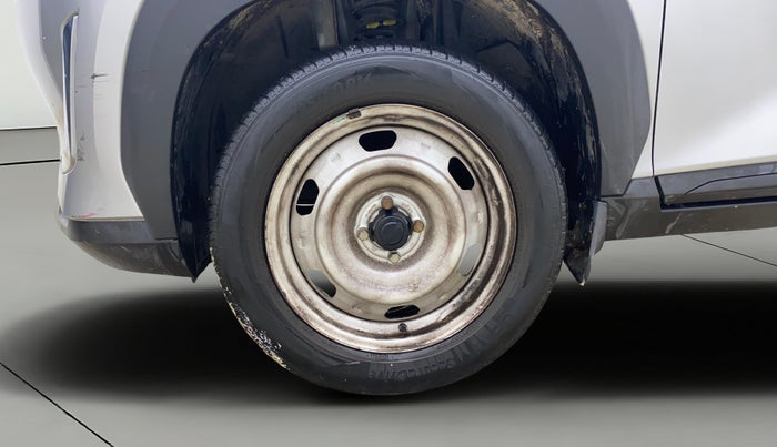 2021 Nissan MAGNITE XE, Petrol, Manual, 11,437 km, Left Front Wheel