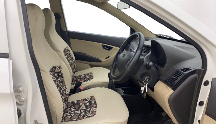 2014 Hyundai Eon ERA +, Petrol, Manual, 70,479 km, Right Side Front Door Cabin