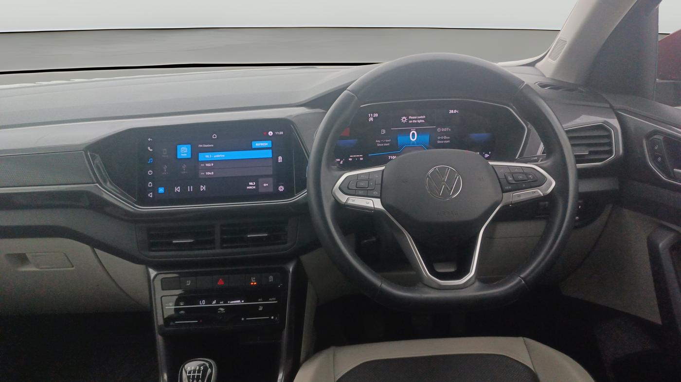 2022 Volkswagen TAIGUN TOPLINE 1.0 TSI MT, Petrol, Manual, 7,103 km, Steering Wheel Close Up