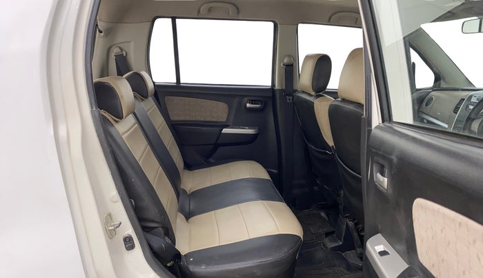 2016 Maruti Wagon R 1.0 VXI, Petrol, Manual, 45,423 km, Right Side Rear Door Cabin