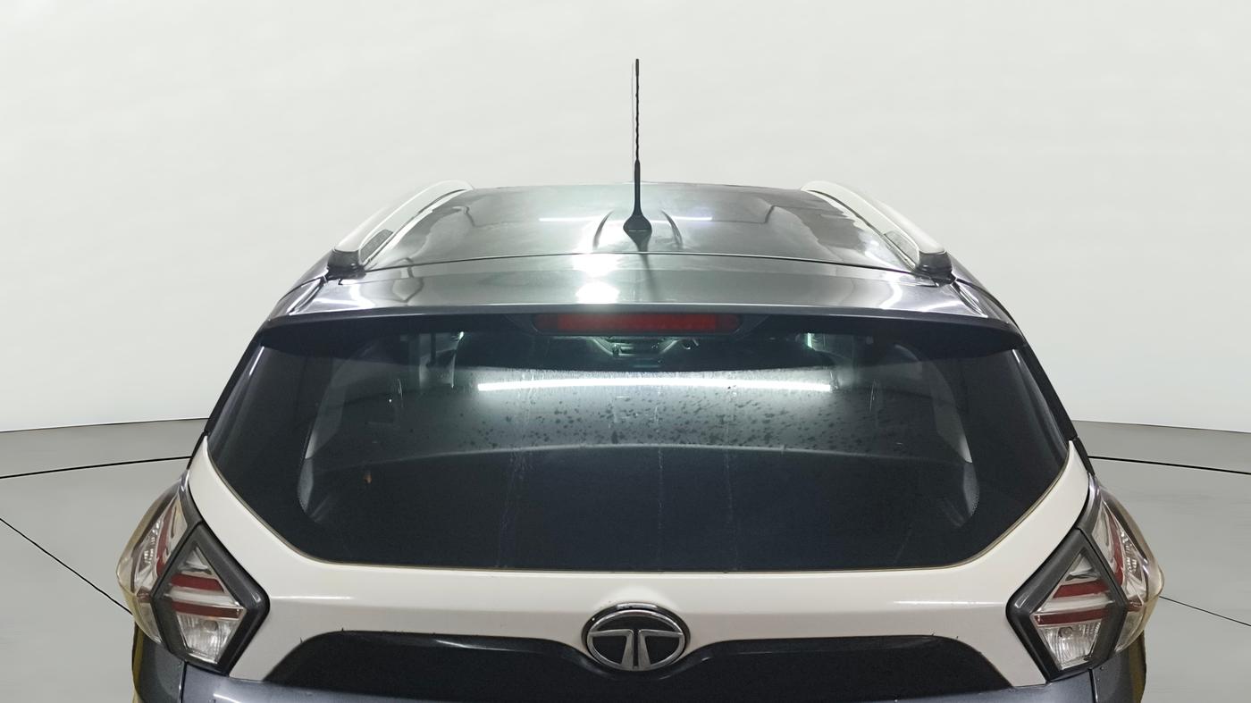 2021 Tata NEXON XM SUNROOF PETROL, Petrol, Manual, 67,382 km, Rear Windshield
