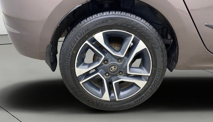 2017 Tata TIGOR XZ (O) PETROL, Petrol, Manual, 72,438 km, Right Rear Wheel