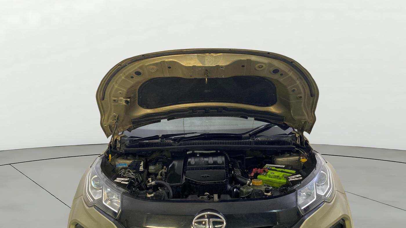 2022 Tata NEXON XZA PLUS (PREMIUM) KAZIRANGA DIESEL, Diesel, Automatic, 62,590 km, Open Bonet