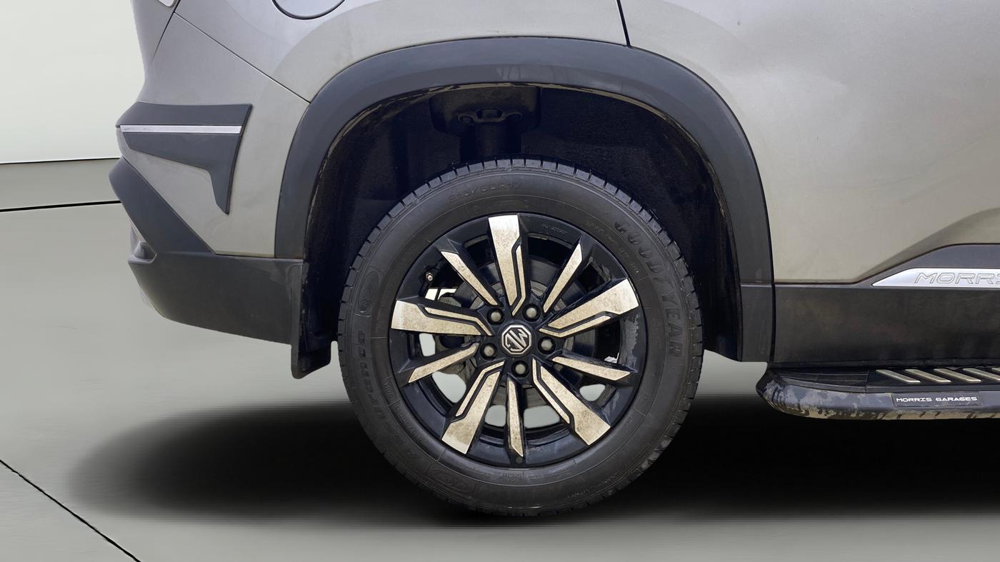 2020 MG HECTOR SMART HYBRID 1.5 PETROL, Petrol, Manual, 16,806 km, Right Rear Wheel