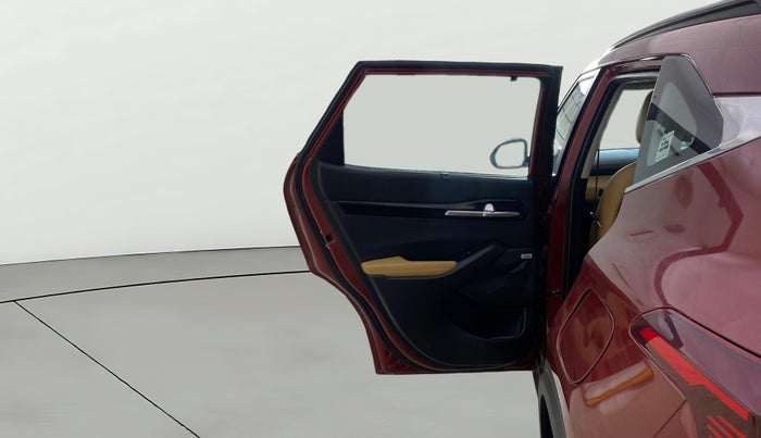 2023 KIA SELTOS  HTX PLUS 1.5 TURBO PETROL IMT, Petrol, Manual, 6,335 km, LHS Rear Door