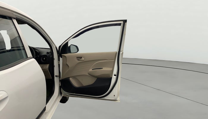 2019 Hyundai NEW SANTRO SPORTZ MT, Petrol, Manual, 1,17,470 km, RHS Front Door